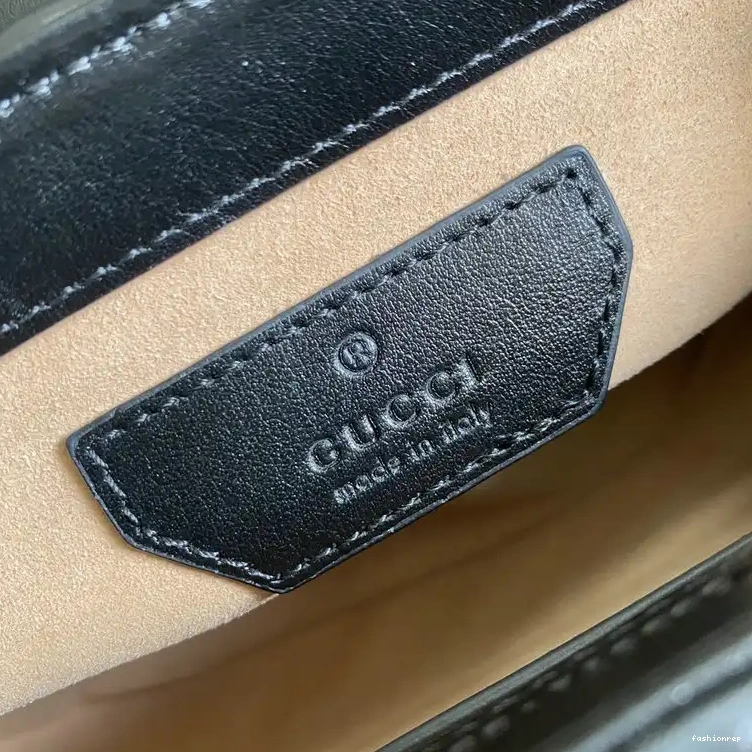 Fashionrepsfam ru 2110YA0008 Bags Gucci 0608